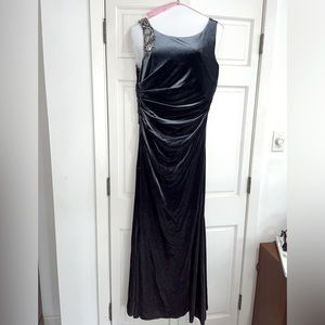 Vince Camuto Long Charcoal Velvet Dress.